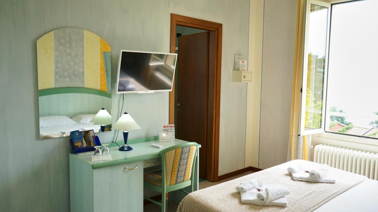 Oggebio Albergo Bel Soggiorno מראה חיצוני תמונה